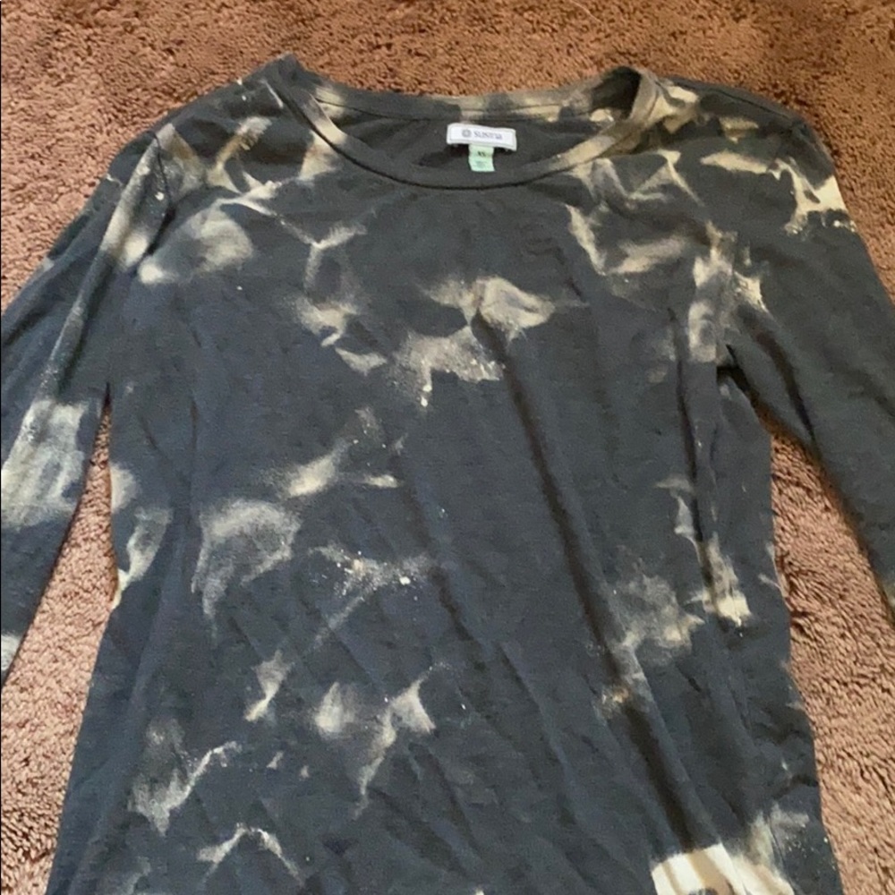 Acid wash gray long sleeve t-Shirt